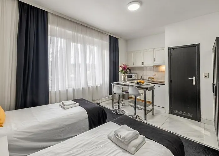 Διαμέρισμα Gare Du Midi 31 *