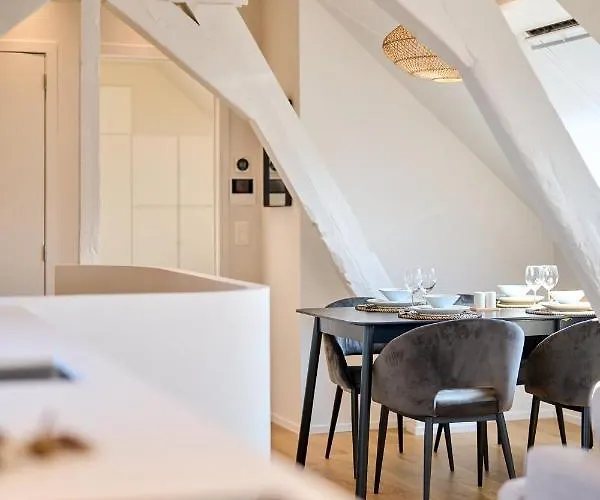 Place Du Grand Sablon Брюссель