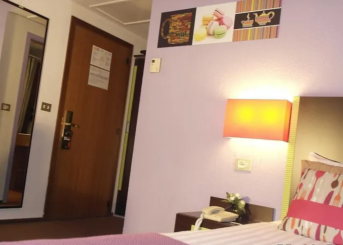 フローリス アルルカン グランプラス