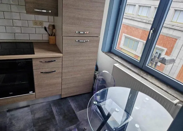 The Bachelor Backpacker Spot Appartement *