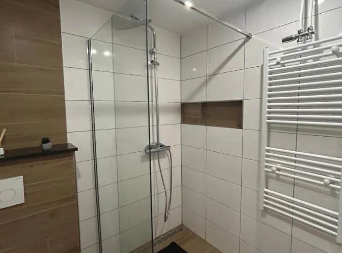 Elegance & Comfort Brand New Near To Atomium 아파트 *