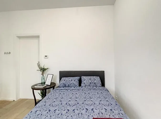 Elegant Flat Cinquantenaire Apartment Brüssel