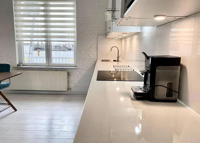 Wit Ii, Near Metro, Train N7670 アパート ブリュッセル