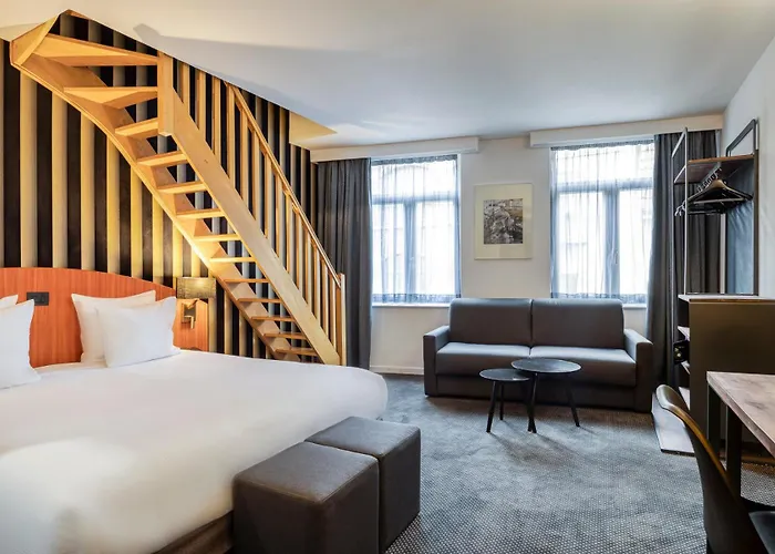 Hotel Aris Grand Place 3*