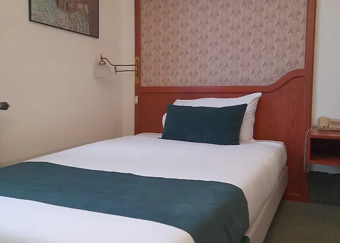 Отель Le Dome 3*