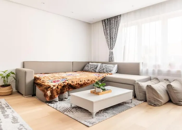 Διαμέρισμα European Heart 2-bedroom Flat.