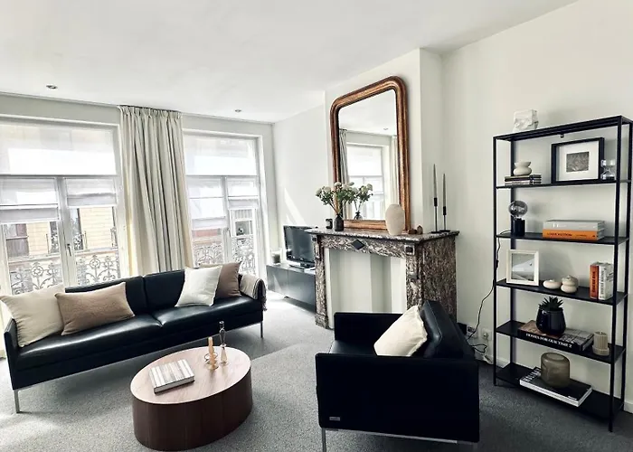 Magnifique Au Coeur Du Sablon ! Apartment