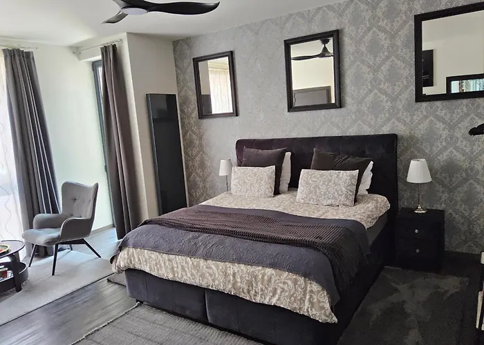 Homestay Deluxe Au 2eme Etage, Double Au 4eme Etage Not A Brussels