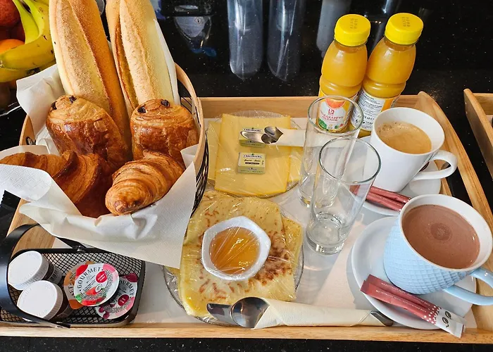 Homestay Deluxe Au 2eme Etage, Double Au 4eme Etage Not A Brussels