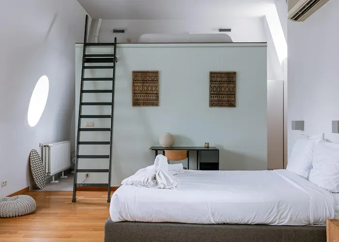 New Stylish Grand Place Center Duplex Apartment Brüssel