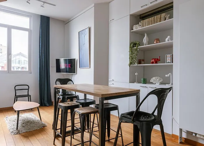 New Stylish Grand Place Center Duplex Apartment *