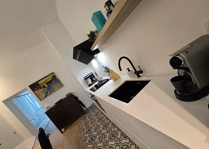 Jodi's Flat * Brussels