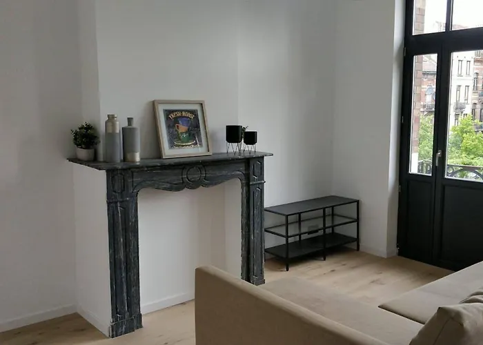 Midi Flat דירה *