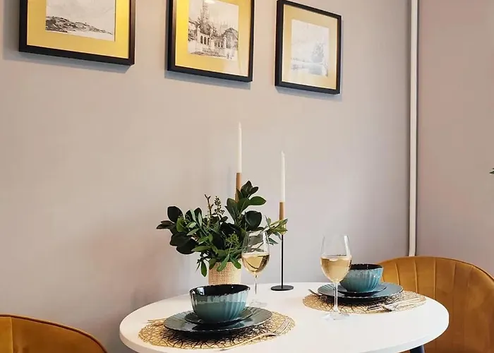 Apartment Chaussee De Wavre Family App's Brussels