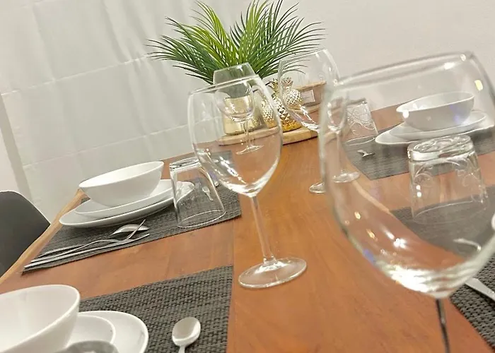 Апартаменты Charming Two Bedroom Flat - Nato - *