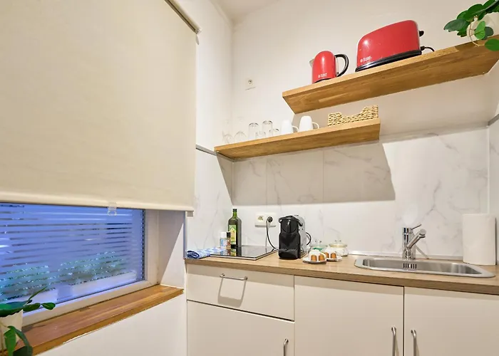 Compact & Stylish In Appartement Brussel