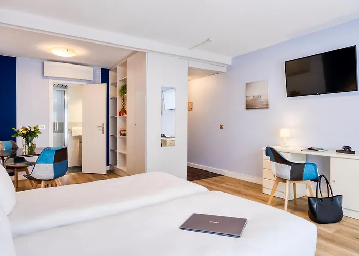 First Euroflat Hotel 4*