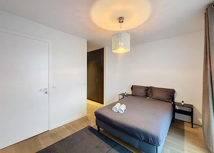 Penthouse Cinquantenaire דירה *