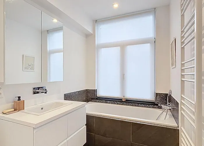 Penthouse Cinquantenaire דירה *