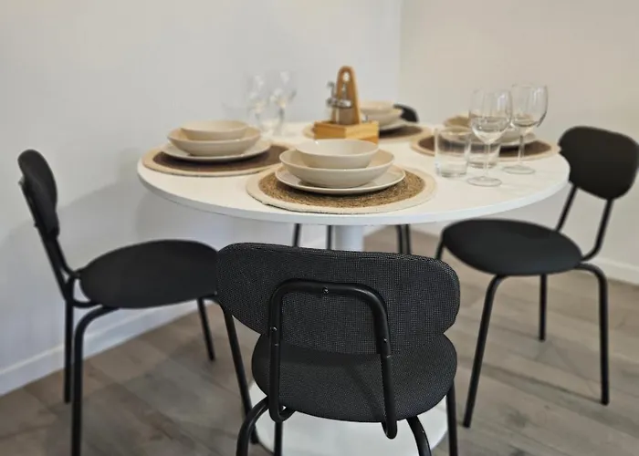 With Terrace 1 * Brussel