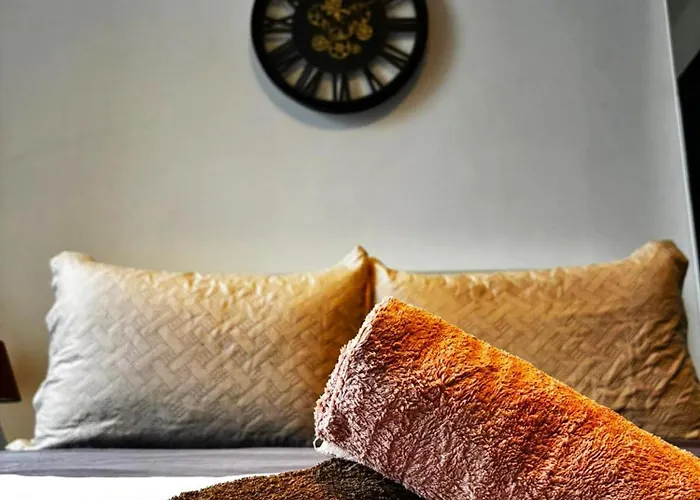 Guest house In Guest - Charming Guest In Historic Mansion