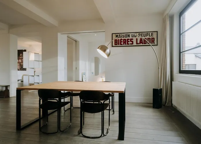 Magnificent Loft - 3 Bedroom Duplex Apartament