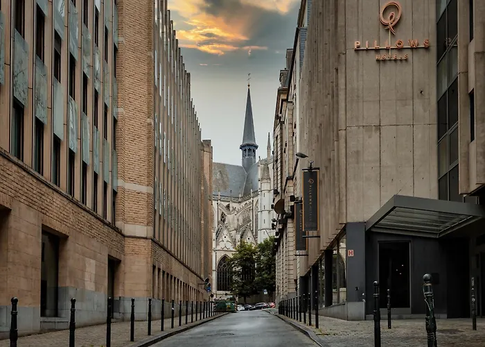 Hotel Pillows Centre