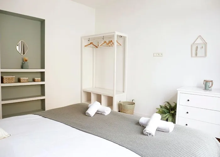 Absolute Charm 3 Bedroom 3 Bathroom With Ac Eu District *