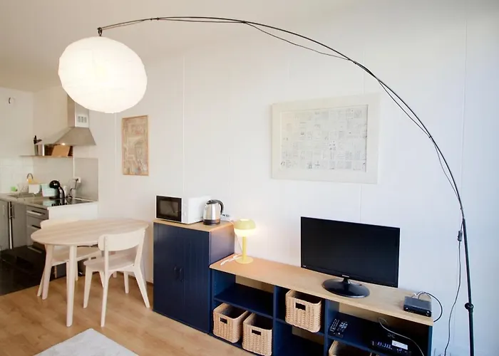 Brand New & Cosy - Louise & Stephanie Area * Brusel