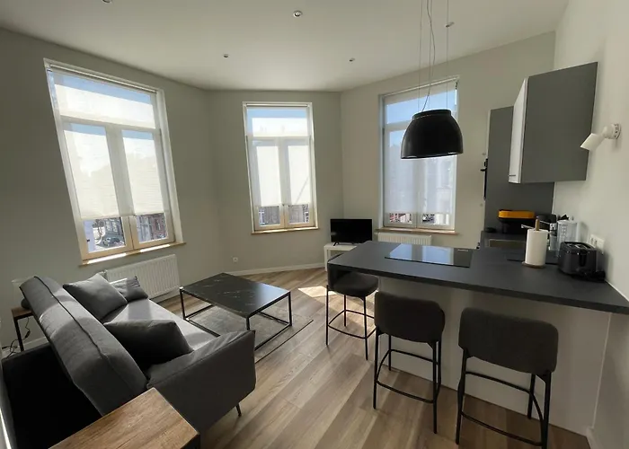 Апартаменты Midi Station Брюссель