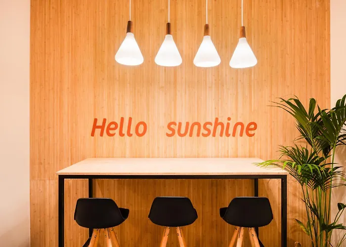 Alma Grand Place 酒店