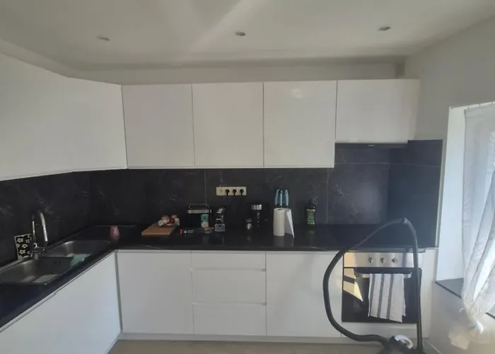 Genius Buyl 2br Terrace Near Center *