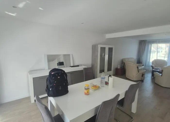 Apartment Genius Buyl 2br Terrace Near Center *