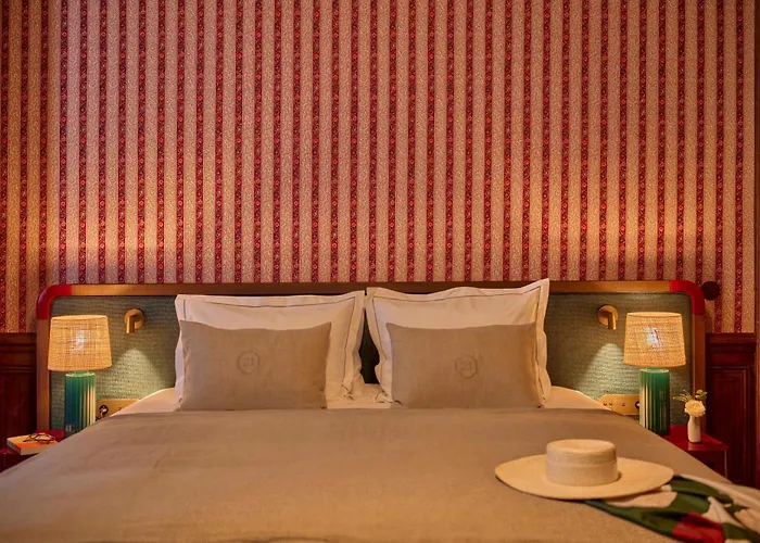 Hotel Faubourg 21 - The Leading Of The World