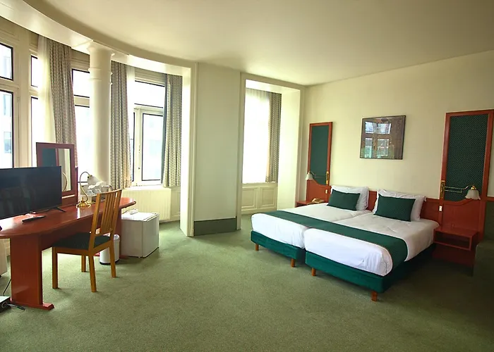 Le Dome 3* Брюссель