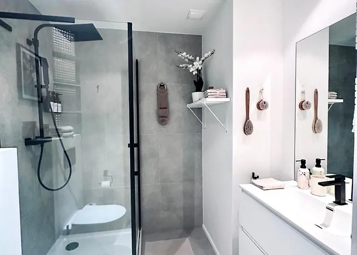 Magnificent In Sablon *