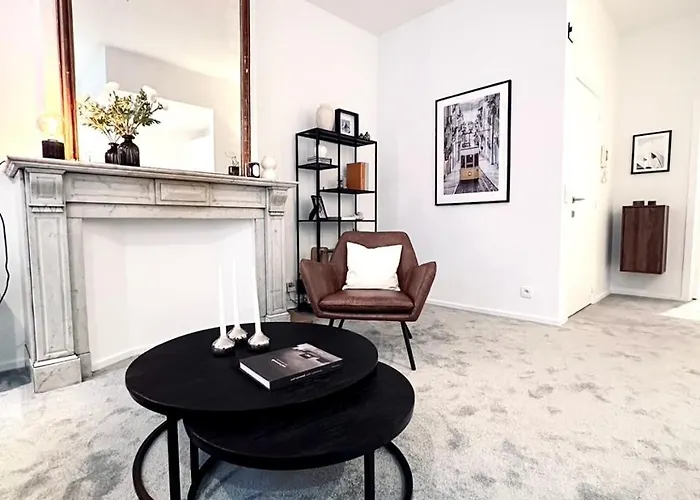 Magnificent In Sablon Appartamento *