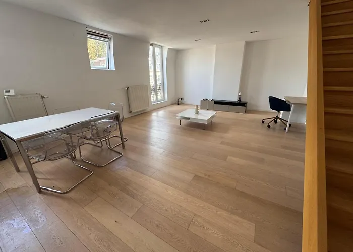 Wonderful In Uccle Brussel