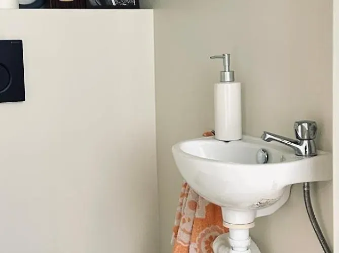 Chaleureux Aux Marolles Brusel