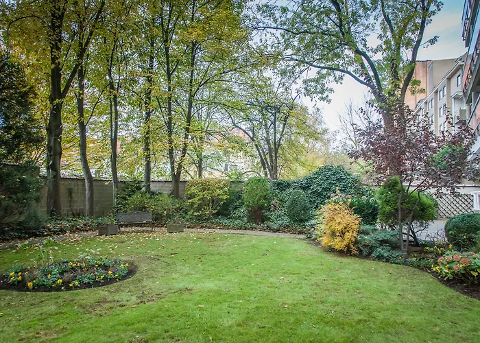 Hotel First Euroflat 4*