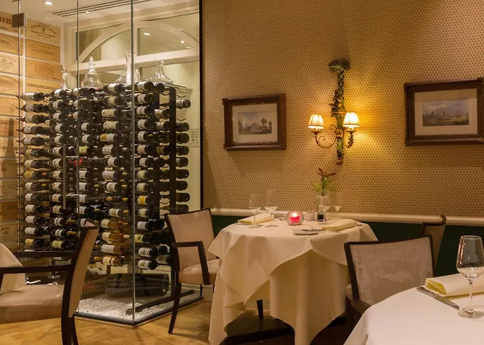 Hotel Stanhope By Thon 5*