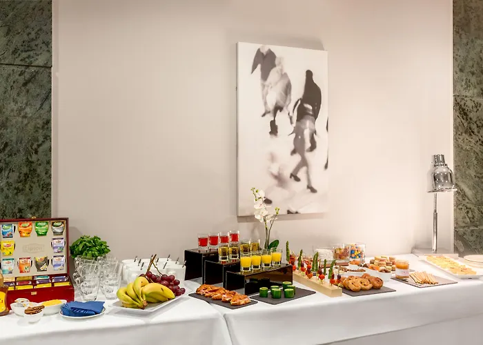 Nh Carrefour De L'europe 4*