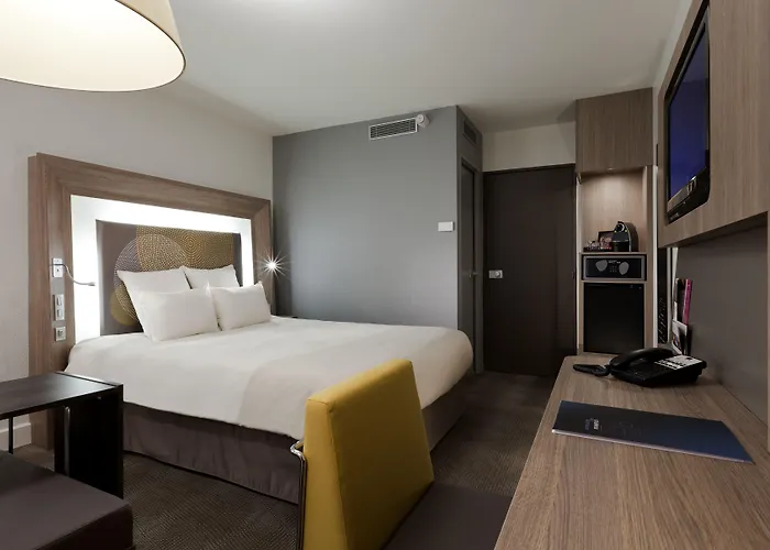 Novotel Centre Hotel