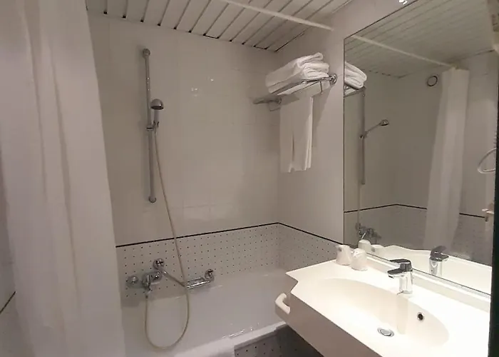 Le Dome 3* Брюссель