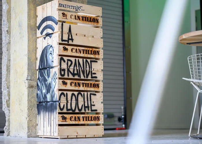 La Grande Cloche Hotel