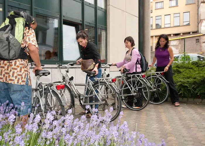 Sleep Well Youth Hostel