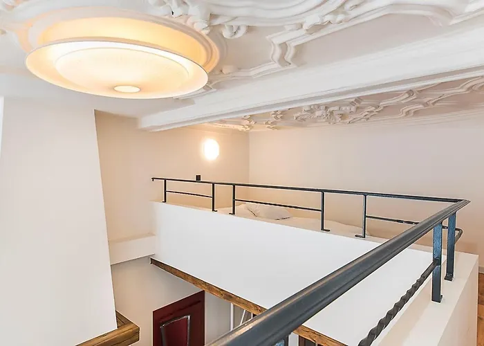 Agora Grand Place 3*