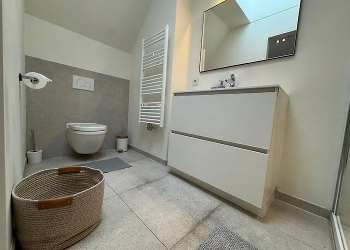 Downtown Spacious Design Duplex 3bedr Apartmán *