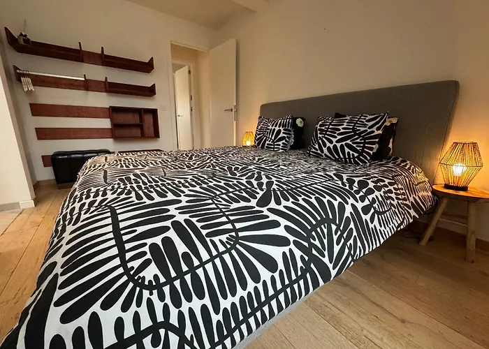 Downtown Spacious Design Duplex 3bedr