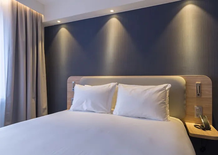 Hotel Express Brussels-grand-place By Ihg Brussels